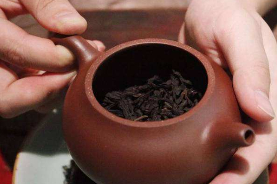 什么泥料的紫砂壺沖泡肉桂，武夷巖茶肉桂用哪種紫砂壺好？