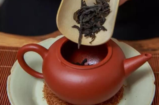 什么泥料的紫砂壺沖泡肉桂，武夷巖茶肉桂用哪種紫砂壺好？