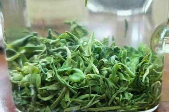 什么茶葉容易放香精，香精茶有什么危害？