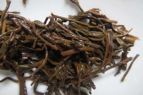 怎樣鑒別金駿眉的好壞，金駿眉紅茶的鑒別方法