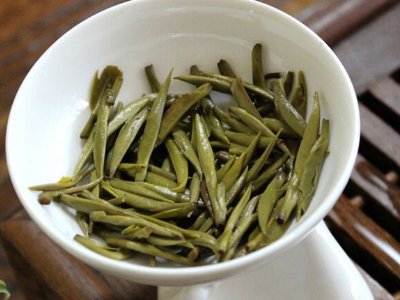 白毫銀針放幾年最好，白毫銀針什么年份最好？