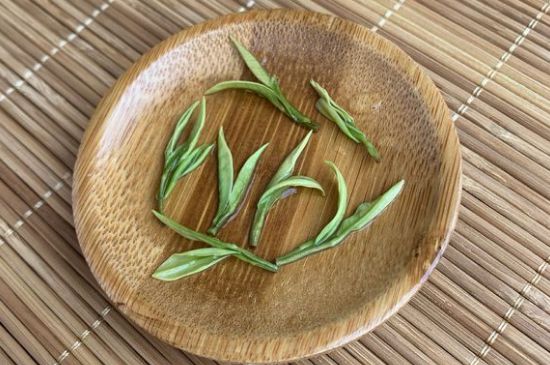 安吉白茶夏天怎么保存，安吉白茶能冷凍儲存嗎？