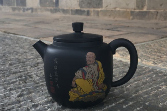 建水紫陶壺有哪些缺點(diǎn)，云南紫陶壺泡茶的好與壞