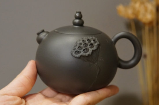 廣西欽州坭興陶可以泡多種茶嗎，坭興陶是一壺一茶嗎?