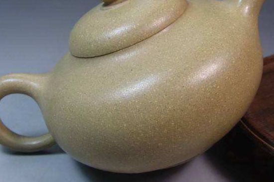 一把真正的本山綠泥壺最低多少錢，什么價格能買到本山綠泥紫砂壺？