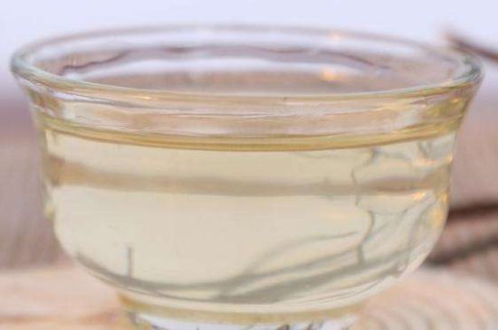 茉莉龍珠什么季節(jié)喝，夏天適合喝茉莉龍珠茶