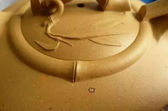 本山綠泥紫砂壺小黑點多嗎，真正本山綠泥會吐黑嗎？