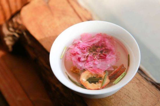 玫瑰花的最佳搭配，喝玫瑰花茶搭配什么喝好？