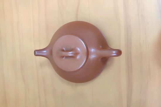 正宗紫砂壺多少錢一套，一套正宗宜興紫砂壺什么價格