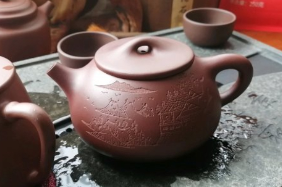 紫砂開壺和不開壺的區(qū)別，<a href=http://m.hnlxdf.com/chaju/zisha/ target=_blank class=infotextkey>紫砂壺開壺</a>的正確方法及開壺建議