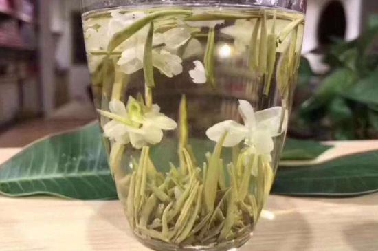 茉莉銀針屬于什么茶，茉莉銀針適合什么人喝？