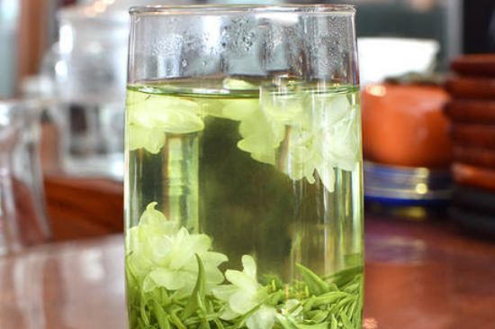 炒花飄雪是什么茶，花茶炒花是什么意思