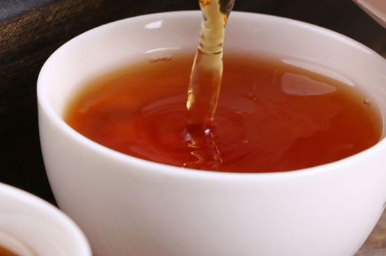 正山小種對(duì)胃好嗎，正山小種養(yǎng)胃還是傷胃