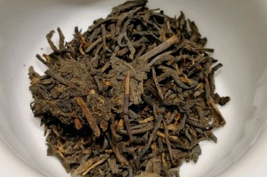 飯后多長時間喝六堡茶最好，六堡茶一天喝多少