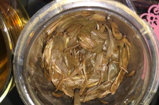 金駿眉有幾個(gè)品種分哪幾個(gè)級(jí)別？按茶樹劃分5個(gè)等級(jí)！