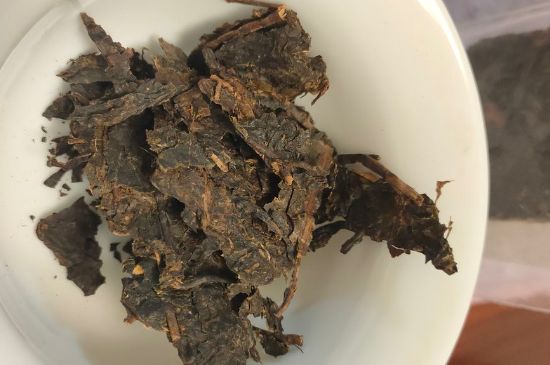 一天什么時候喝黑茶最好，喝黑茶一天最佳時間和季節(jié)