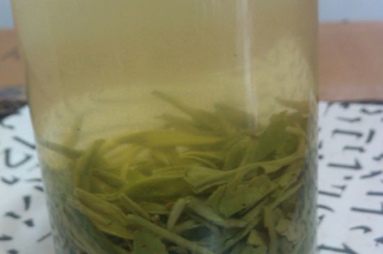 碧螺春為什么泡水渾濁，碧螺春茶葉泡水感覺很臟是混濁的