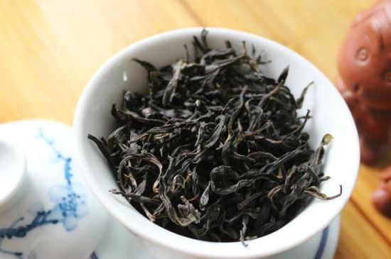 鋸朵仔跟鴨屎香哪個(gè)貴，鋸朵子和鴨屎香哪個(gè)好喝？