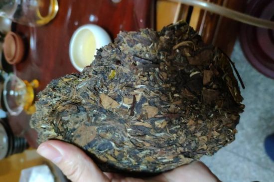 7年壽眉和2年白牡丹哪個(gè)好，老白茶壽眉與白牡丹的口感區(qū)別