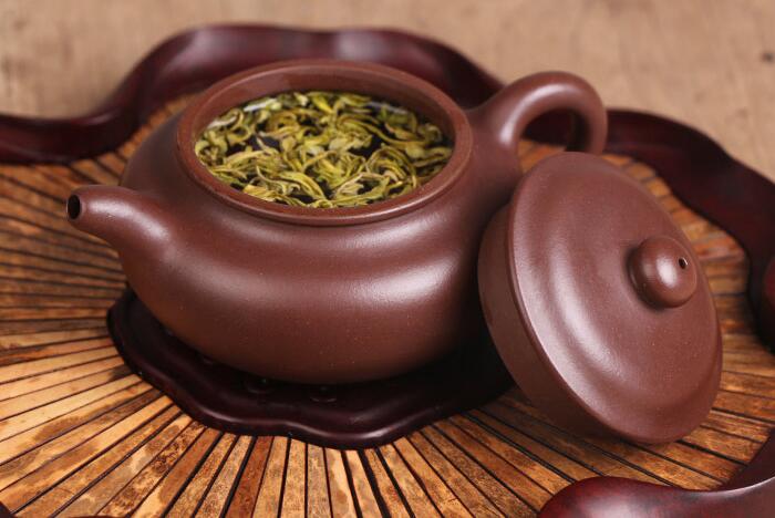 紫砂壺如何開壺，正確的<a href=http://m.hnlxdf.com/chaju/zisha/ target=_blank class=infotextkey>紫砂壺開壺</a>方法