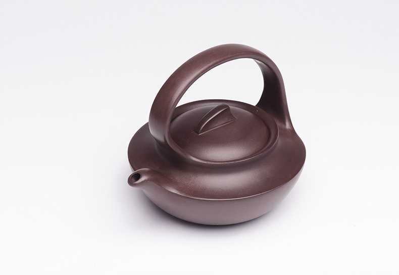 提梁精美紫砂壺，創(chuàng)意手工紫砂壺